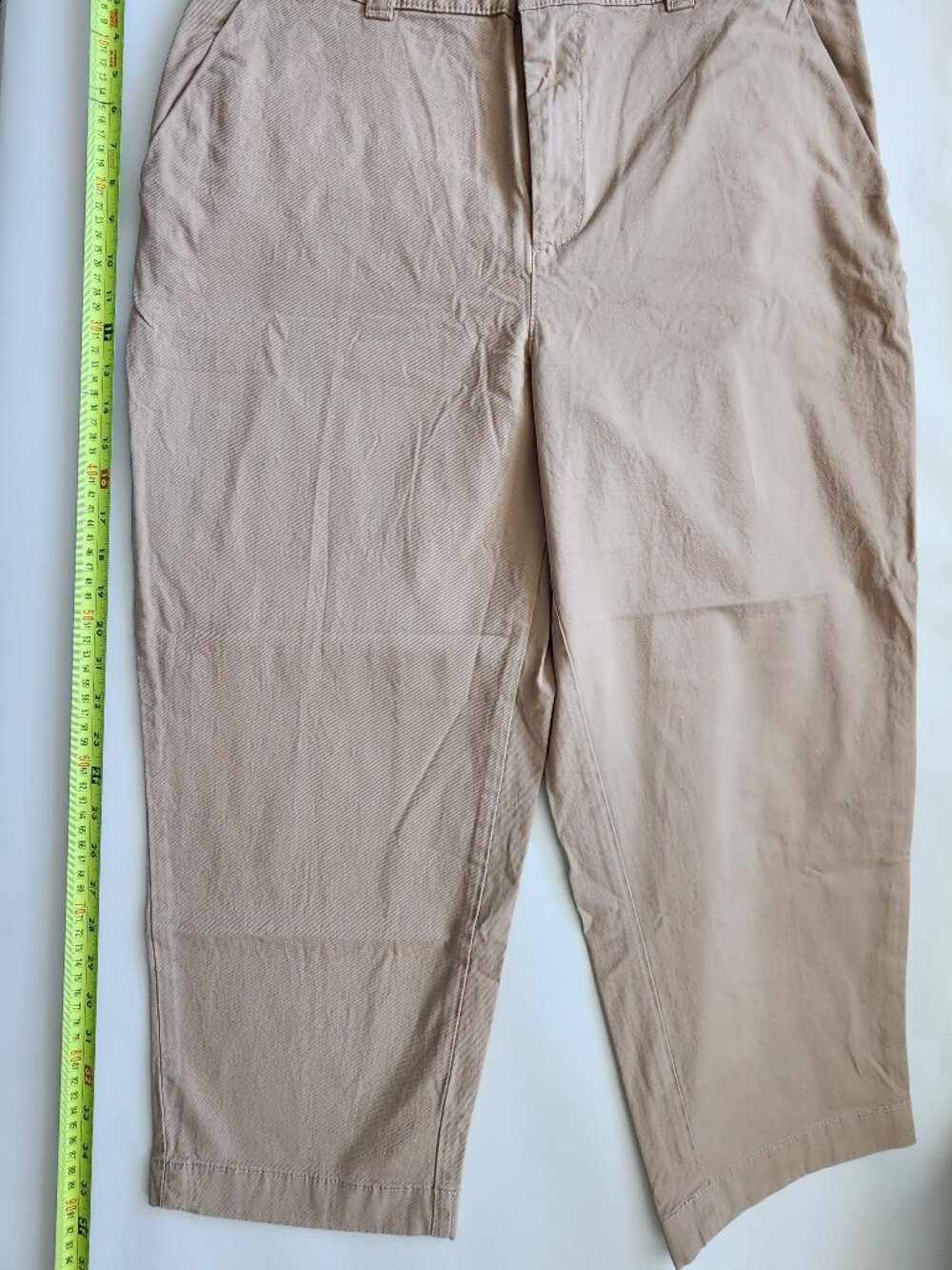 The Gap Straight Up Khakis – Size 12 Petite